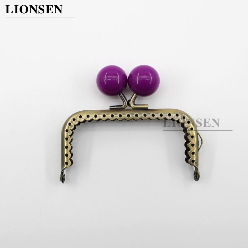 LIONSEN 8.5cm duże koraliki antyczny brąz kwadratowy metalowy uchwyt do torebki do torby sprzęgła akcesoria torebkowe dokonywanie pocałunek blokada zapięcia: FIOLETOWY