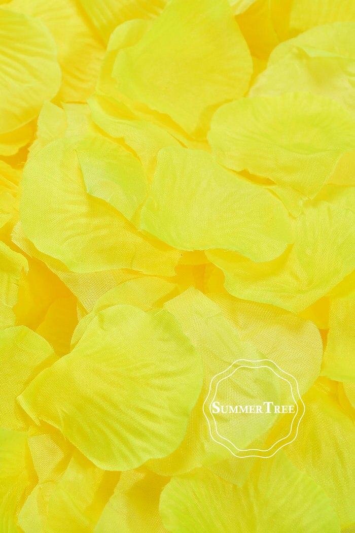 100 Stks/pak Zijden Rozenblaadjes Tafel Confetti Kunstbloem Baby Douche Ambachten Bruiloft Benodigdheden Party Kerst Venue Decor: Yellow