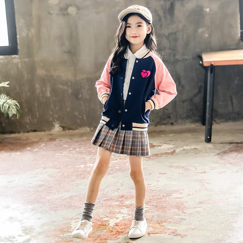 spring and autumn thin jacket love pattern jacket little girl jacket Baseball Jacket casual jacket girl versatile j