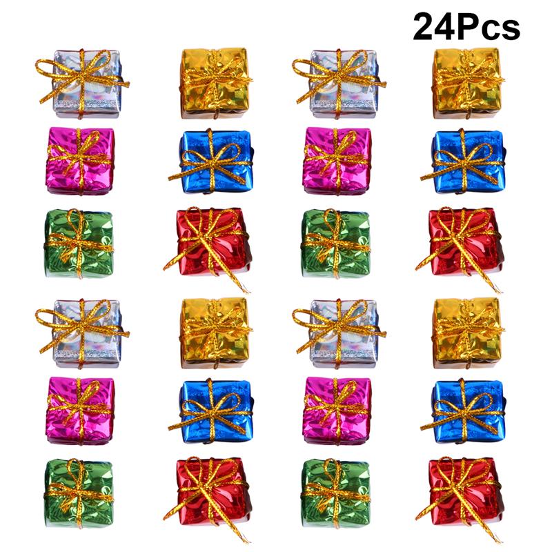 Een Set Van 24 Stuks Kerstboom Kleine Dozen Opknoping Decoraties Ornamenten Kerstboom Kleine Bag (willekeurige Kleur)
