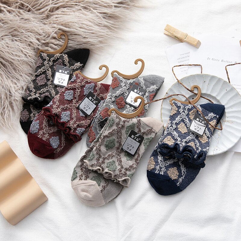 Retro Socks Women Lace Frilly Socks Ruffle Glitter Shiny Casual Harajuku Art Woman Sock Long Trendy skarpety Kawaii Girl