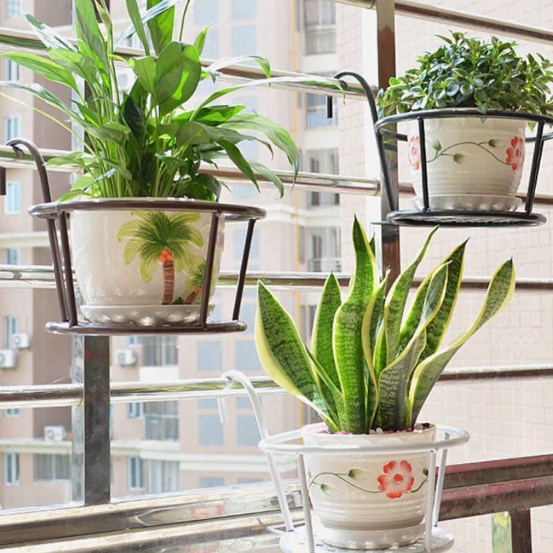 Estante de flores colgante para balcón, barandilla de estilo europeo, alféizar de ventana, soporte de maceta de hierro, accesorios de decoración del hogar