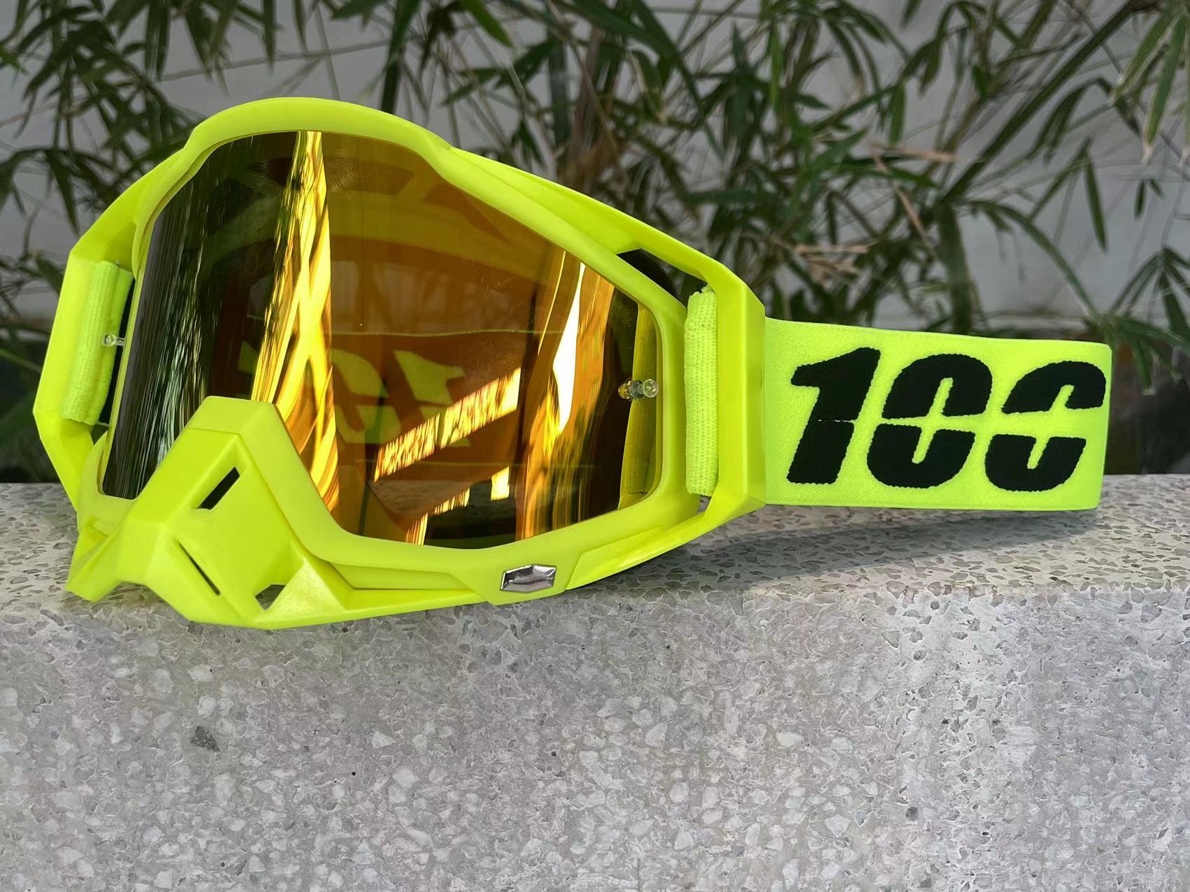 Motorcykelbriller  uv400 antidug, mx/atv/ski sportsbriller, hjelmkompatibel justerbar rem: Guld