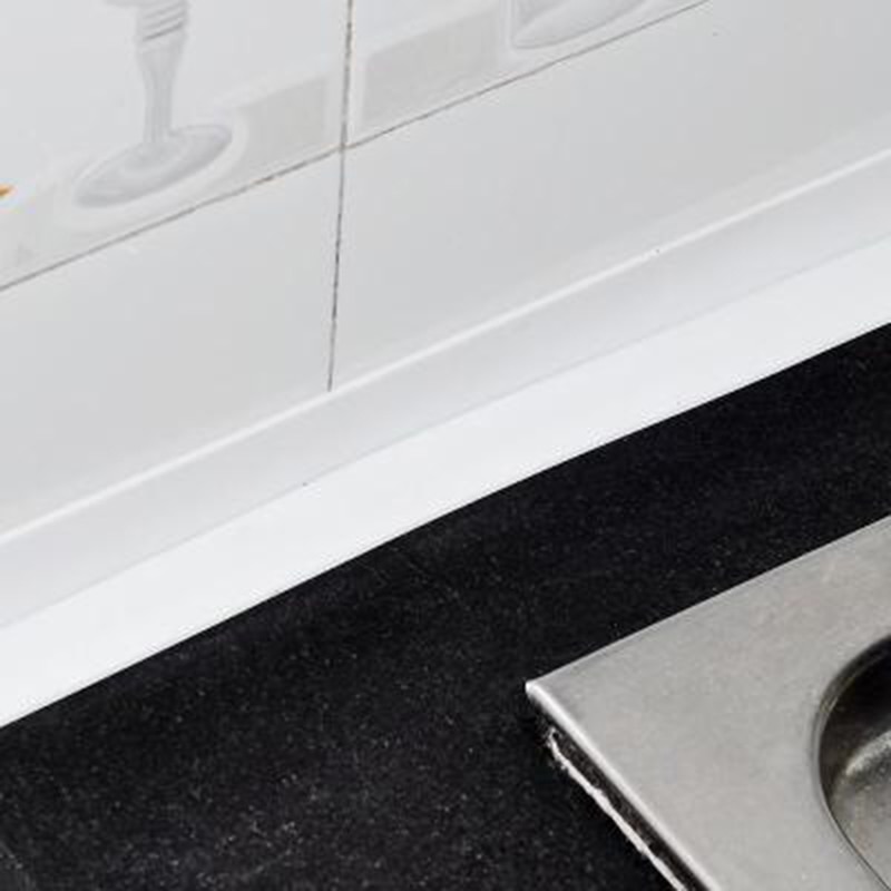 2 stk pvc klæbebånd holdbar brug 1 rulle køkken badeværelse vægforseglingstape gadgets vandtæt støbefast 3.2 mx 3.8cm/2.2cm