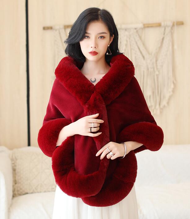 Veste de soirée en fausse fourrure pour femme, couleur noir/rouge vin, cape de mariage, hiver 2022, enveloppes boléro, châles d&#39;hiver en Stock: Wine Red