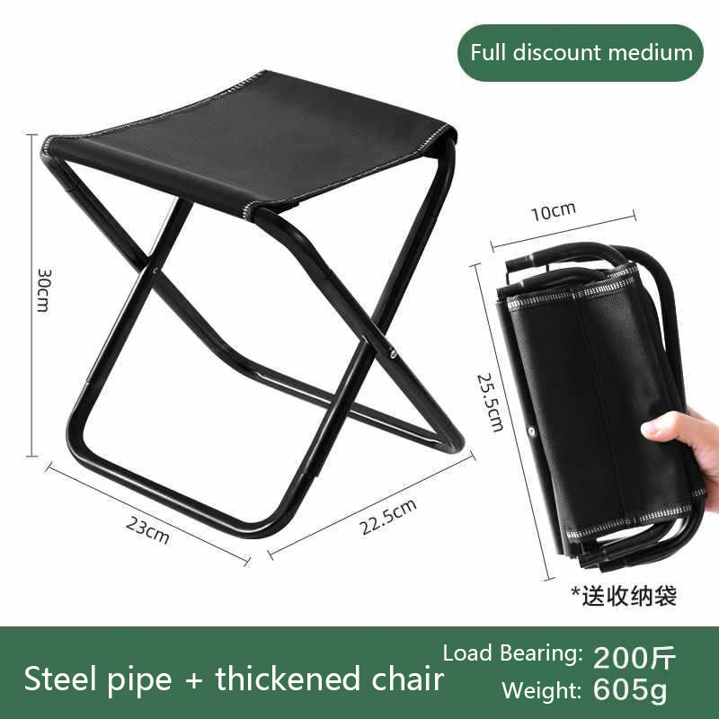 Las sillas plegables portátiles están disponibles en versiones completamente dobladas y semiplegadas. Hay también opciones para tallas grandes y pequeñas.