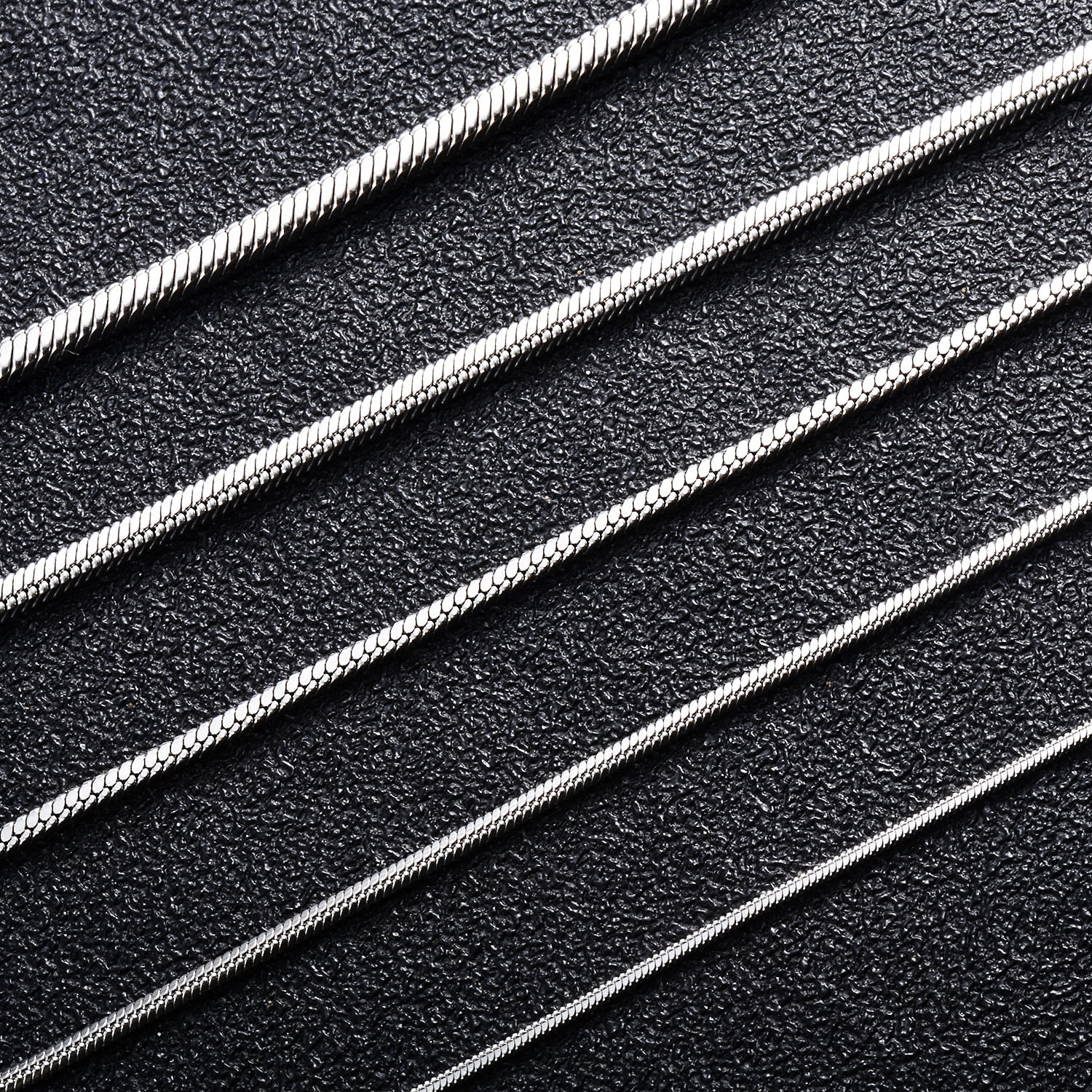 0.9/1.2/1.5/2/2.4mm Colar de corrente de cobra quadrada de aço inoxidável cor prata para homens e mulheres joias da moda