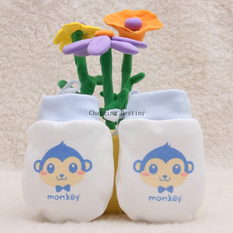 0-12 Months Baby Gloves Drawstring Adjustable Cartoon Anti-grabbing Face Little Bear Printed Glove Random