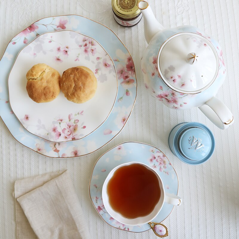 Keramische Luxe Thee Kopjes En Schoteltjes Set Plaat Espresso Koffie Beker Porselein Leuke Kahve Fincan Takimlari Woondecoratie EA60BD