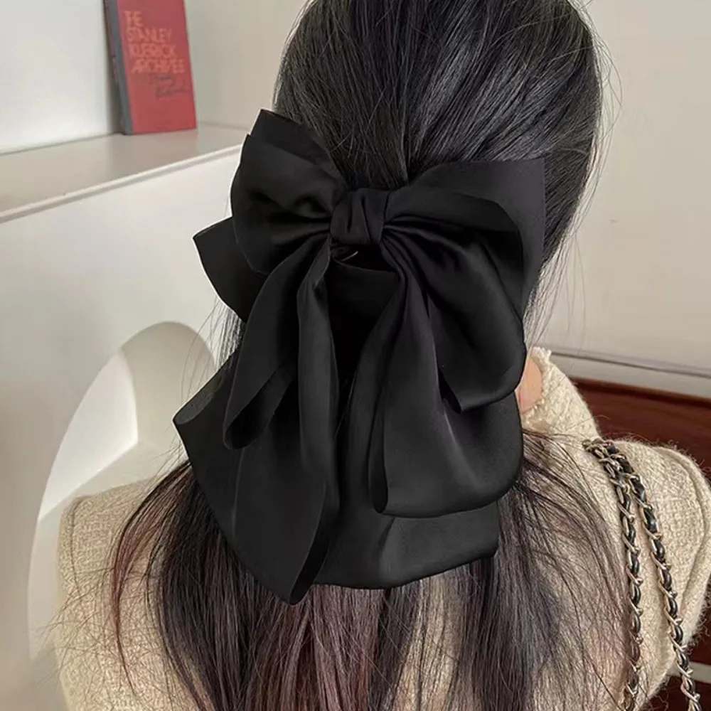 Clip grande de satén para el pelo, garra para el pelo para niña y mujer, tocado multicapa liso rojo y negro, pinzas de coreana para accesorios para el cabello: Gris