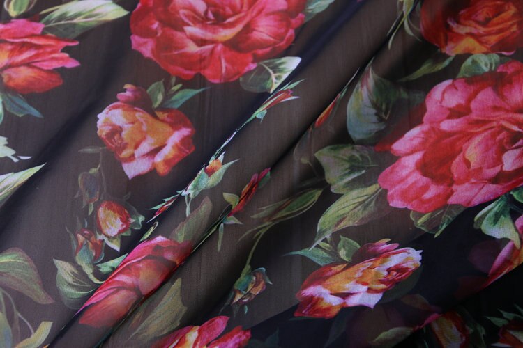 100X145 cm Week Runway China Rose Bloemen Zwarte Dunne Chiffon Stof voor Vrouw Meisje Zomer Lange Strand jurken Naaien