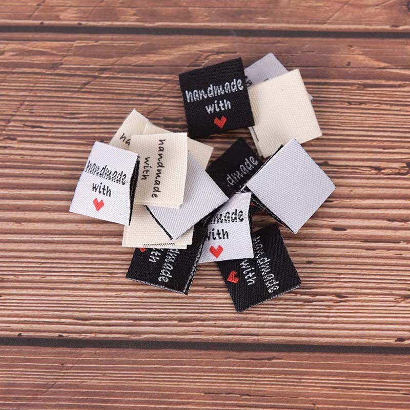 50 Stuks Handgemaakte Met Liefde Kleding Labels Reliëf Tags Kleding Kraag Label Diy Vlag Etiketten Voor Kledingstuk Naaien Accessoires
