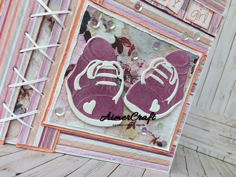 Bébé chaussures pour enfants matrices de découpe en métal Scrapbooking pochoir pour papier pour bricolage carte décorative gaufrage Die Cut Craft Die