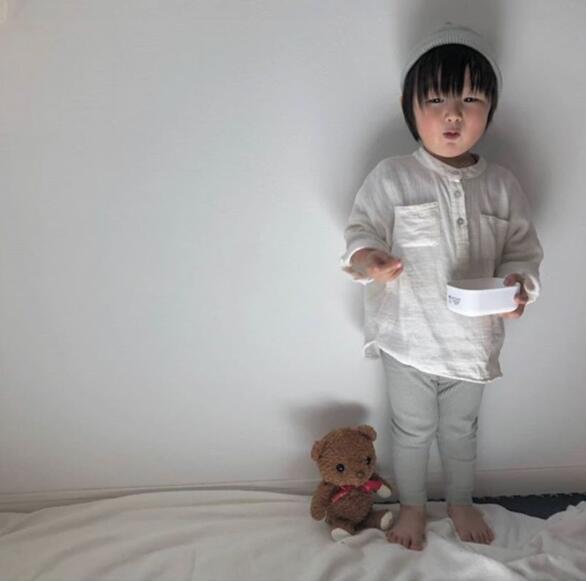 Herfst Kinderen Losse Katoenen Linnen T-shirts Lange Mouw Knop Tops Koreaanse Stijl Kinderkleding Pure Kleur Baby Jongens tees