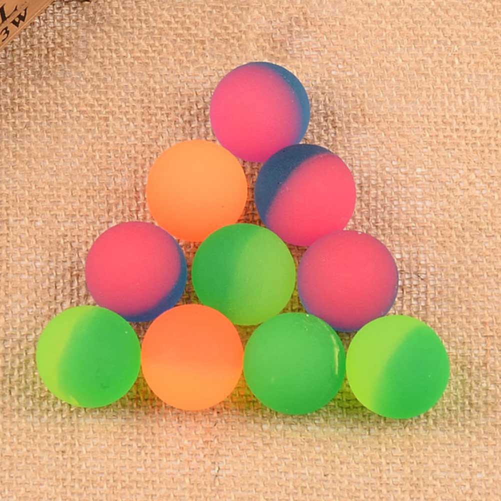30 Uds pelotas de rebote coloridas y sólidas pelotas de goma saltarinas creativas pelotas de salto para niños que juegan (Color al azar)