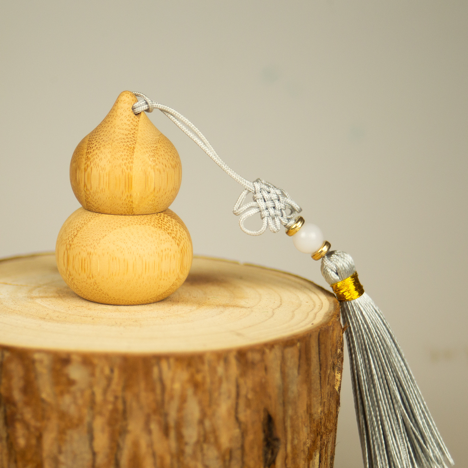 1ml bambus rull-på flasker tom rør kalebassformet påfyllbar parfymeflaske glass rollerball stål rollerball parfymebeholder: Militærgrønn