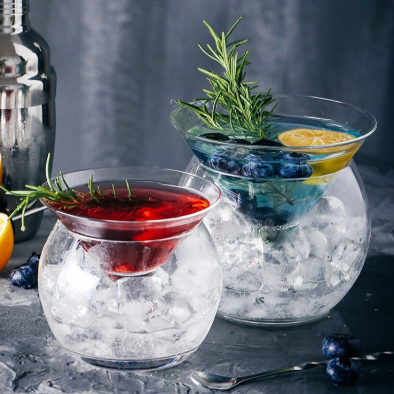 Særegen molekylær mixologi iscocktail krystallglass bar salong fest martini drikkekjegle sfærisk vinkoppsett verre