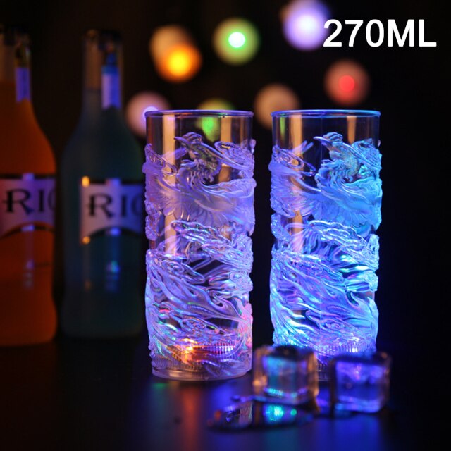 Die leuchtende tasse ist eine helle LED-blitz tasse mit wasser und farbe sensor farbwechsel tasse Neue Drachen tasse регулятормощности: Phoenix Cup