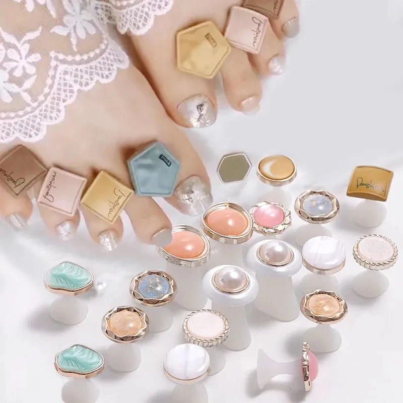 Separador de dedos de silicona para salón de manicura y pedicura, de perlas encantadoras, margaritas y flores, herramientas de arte de uñas, 8 Uds.