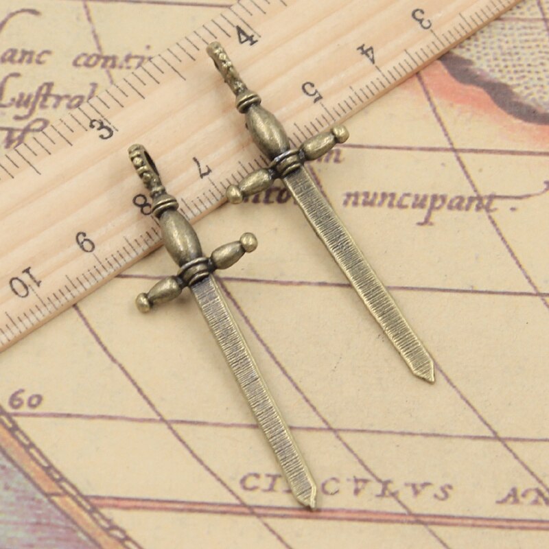 10Pcs Charms Zwaard Hekwerk 59X19Mm Tibetaanse Brons Zilver Kleur Hangers Antieke Sieraden Maken Diy Handgemaakte Craft hanger: Antique Bronze Plated