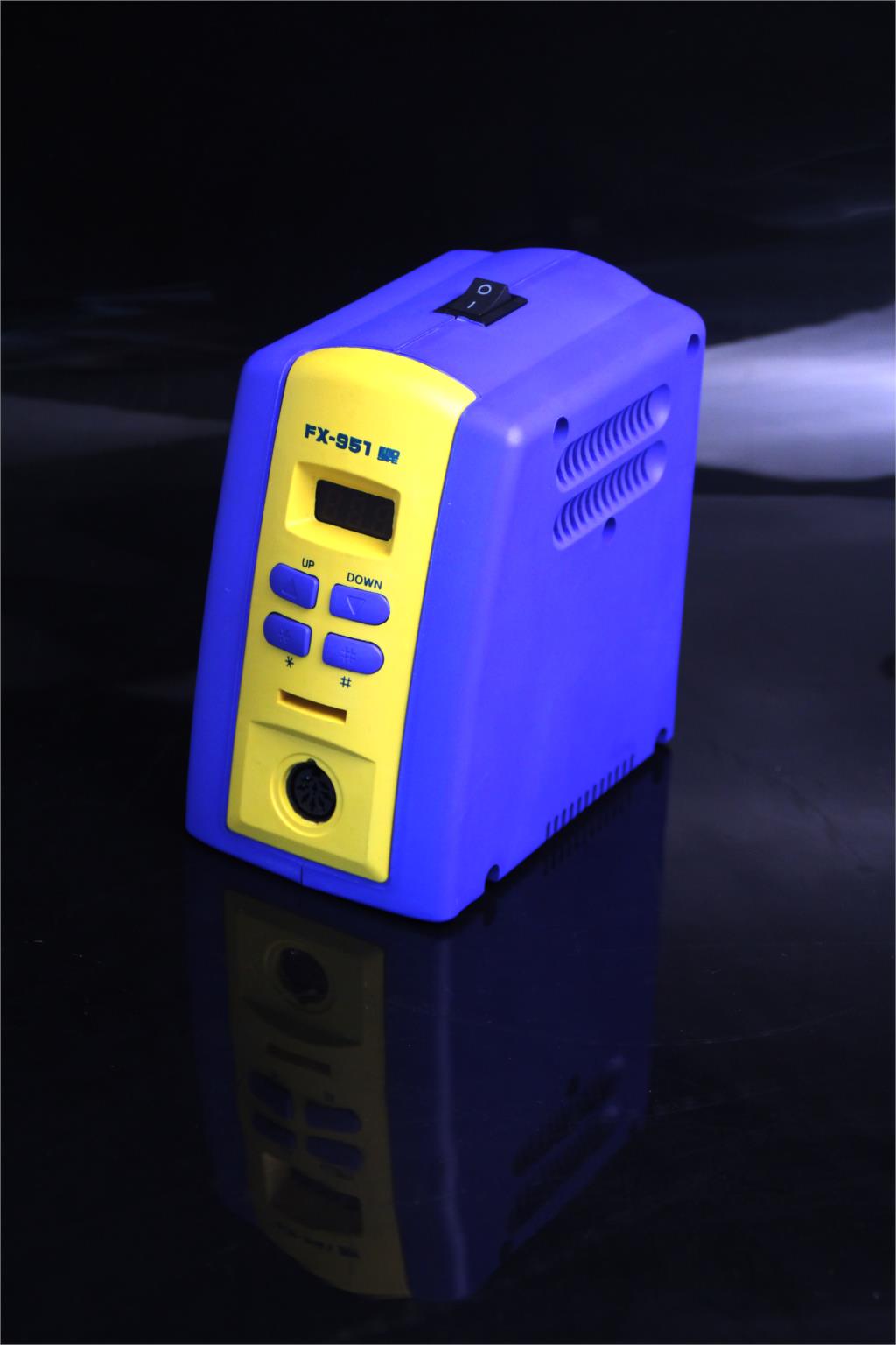 FX 951 fx951 Digital Thermostatic Soldering Station/Solder Electric Soldering Iron 110V/220V+Welding wire