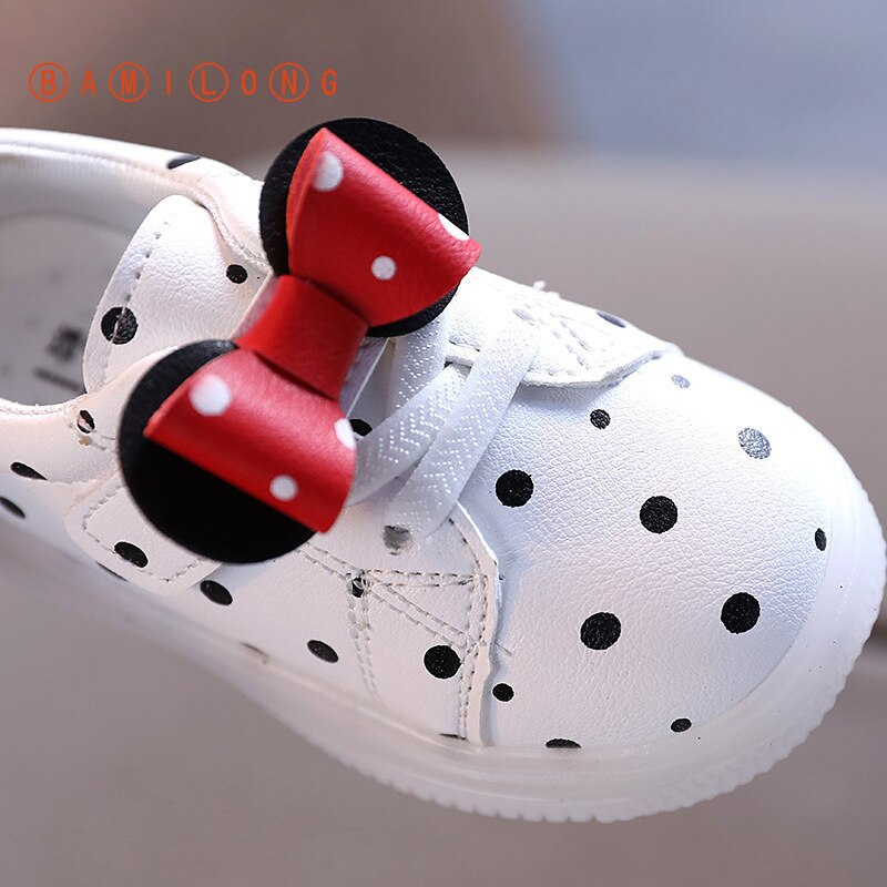 BAMILONG Spring Autumn Children Glowing Sneakers Kids Casual Shoes Chaussure Enfant Girls Shoes With LED Light B326