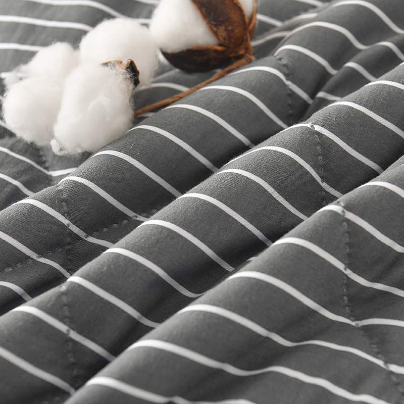 1pc Printed Duvet Summer Blanket Skin-friendly Thin Quilt Air Condition Quilt Home Soft Comforter edredon	(No Pillowcase)