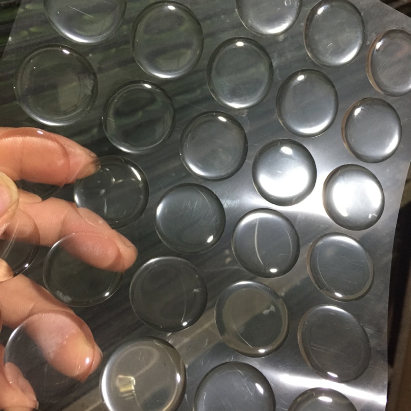 100 stk. 16/20/25mm runde gennemsigtige / flash epoxy klæbende cirkler flaskehætte klistermærker harpiks patch prikker flaskehætte håndværk diy
