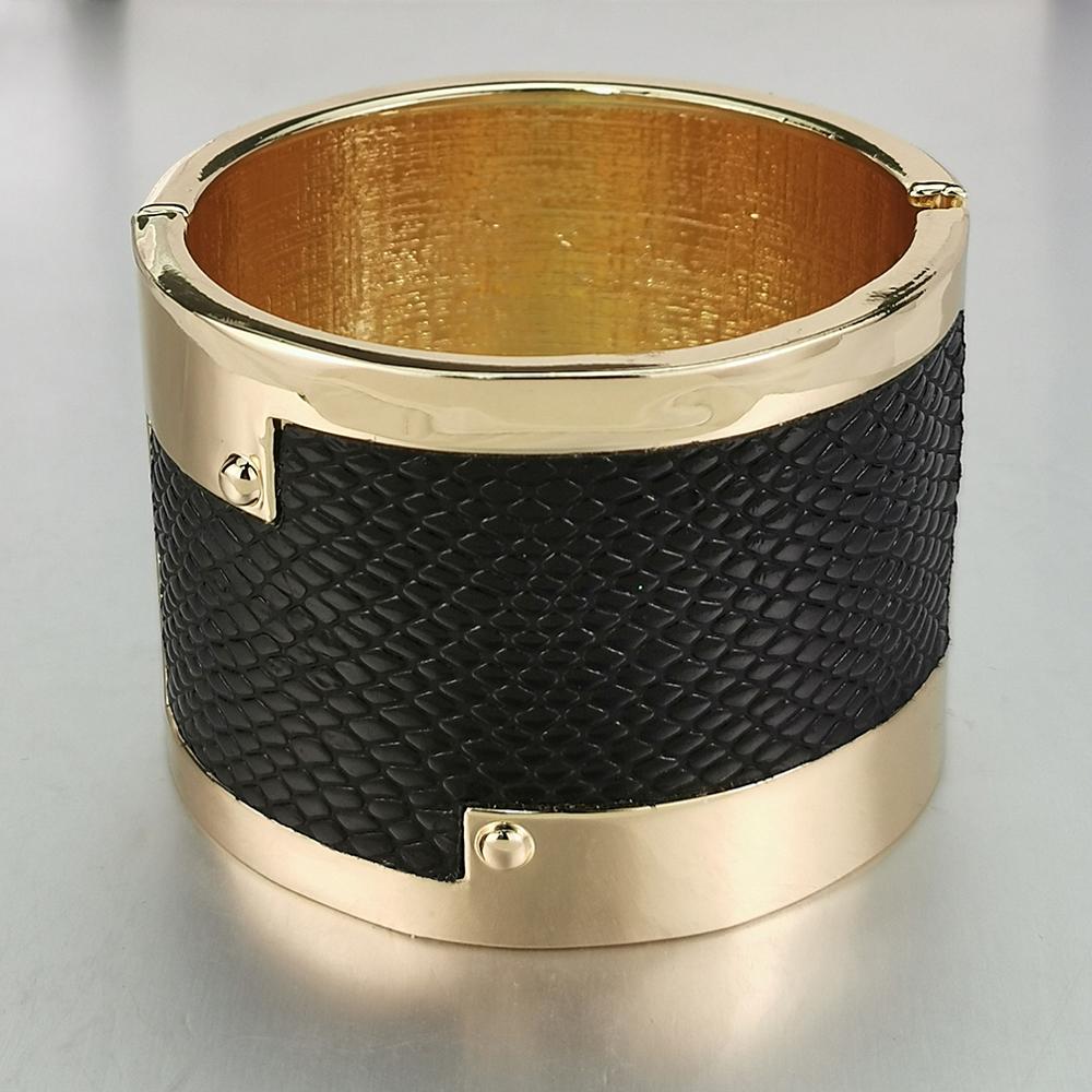 Bredt, stort legeret armbånd armbånd punk læder chunky armbånd til kvinder statement kvindelige fest smykker ukmoc: Guld armbånd