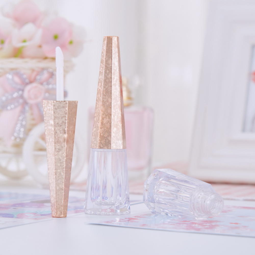 Nowy 1/5 sztuk 7ml geometryczny w kształcie stożka puste jasne opakowania błyszczyka robić ust przenośny DIY balsam robić ust szminka w płynie rury kosmetyczne pojemnik