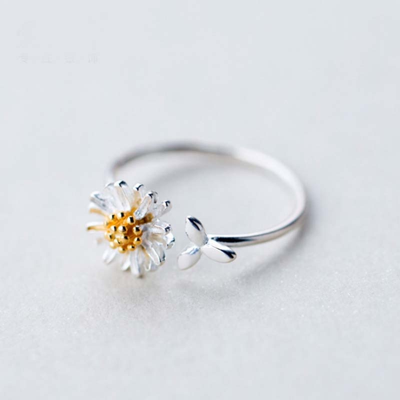 Leuke Kleine Daisy Ringen Voor Vrouwen Zilveren Kleur Bloem Met Blad Vormige Open Ring Verstelbare Size Sieraden Accessoires