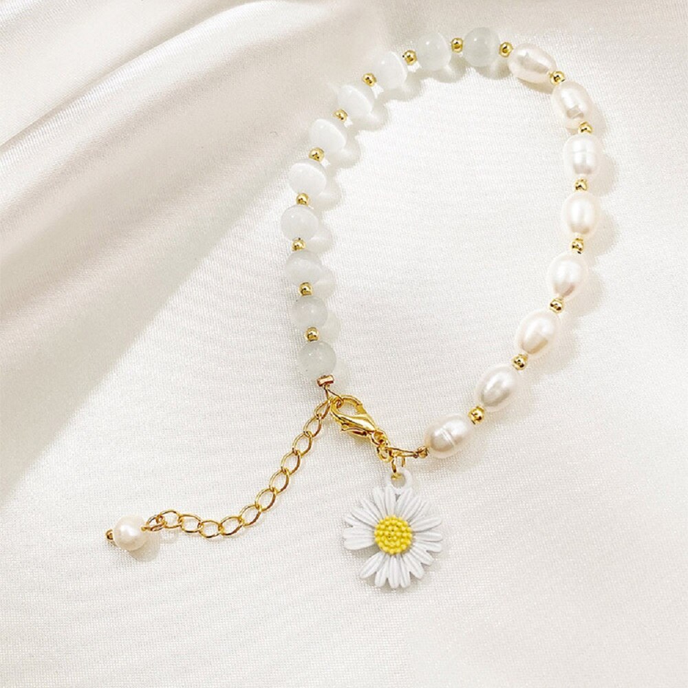 Koreaanse Ovale Parel Opaal Kleine Daisy Bloem Armbanden Voor Vrouwen Sieraden Verstelbare Eenvoudige Armbanden Sieraden