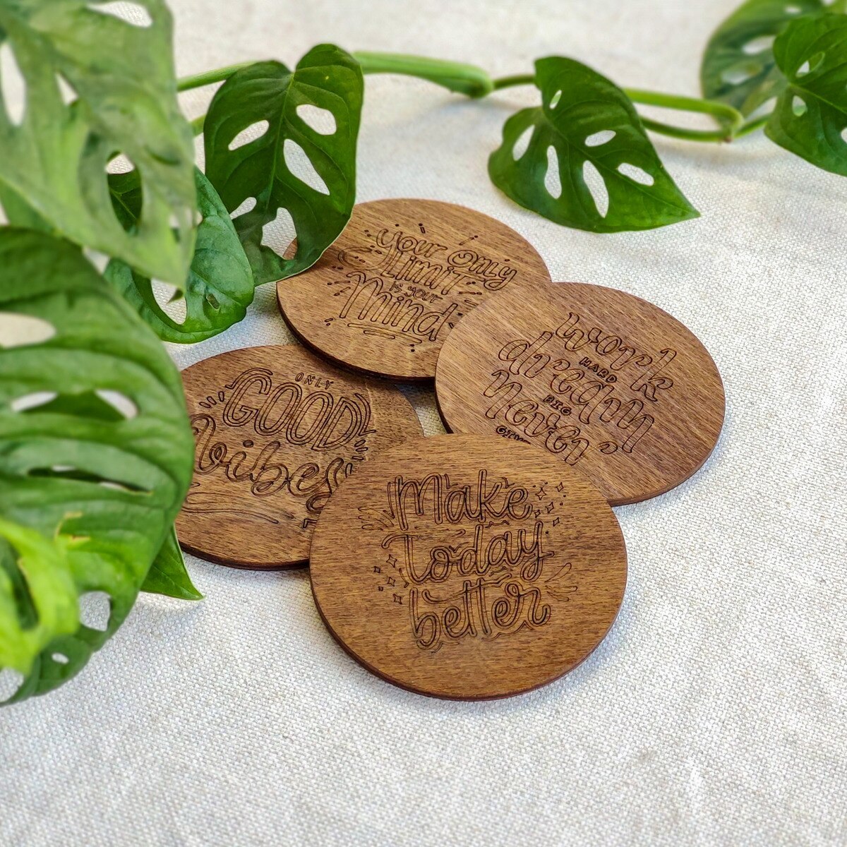 MD Mottolu Wooden Mug Mat - Natural Wood Coaster - Table Protection