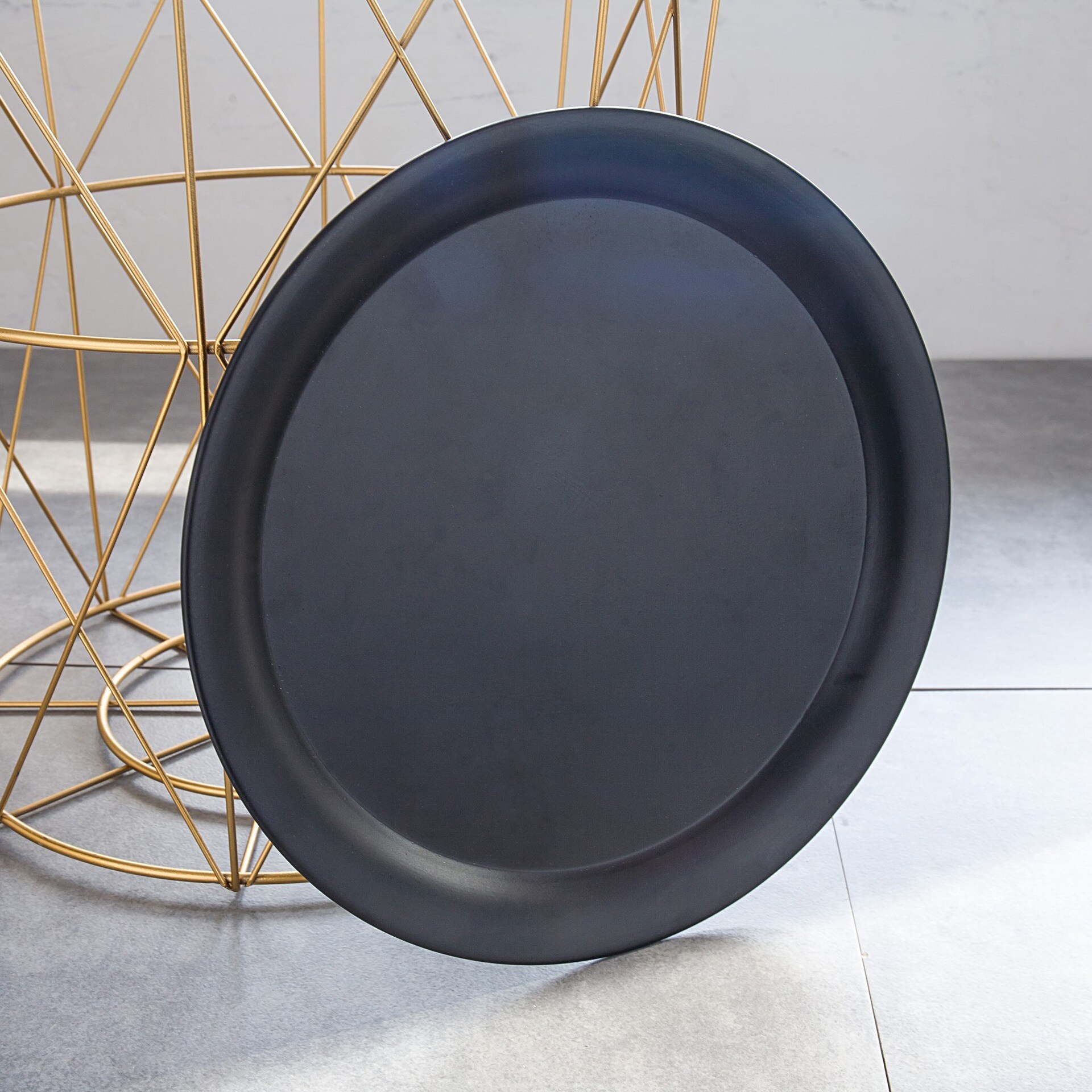 Guld metal kaffebord til børn legetøjsbog snavset tøj opbevaringskurv frugt snack service tallerken bakke sofa side natbord