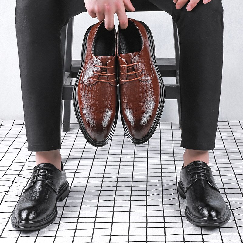 Leren schoenen heren brogues schoenen zachte pu zakelijke schoenen casual herenschoenen zwart bruin  ka2406