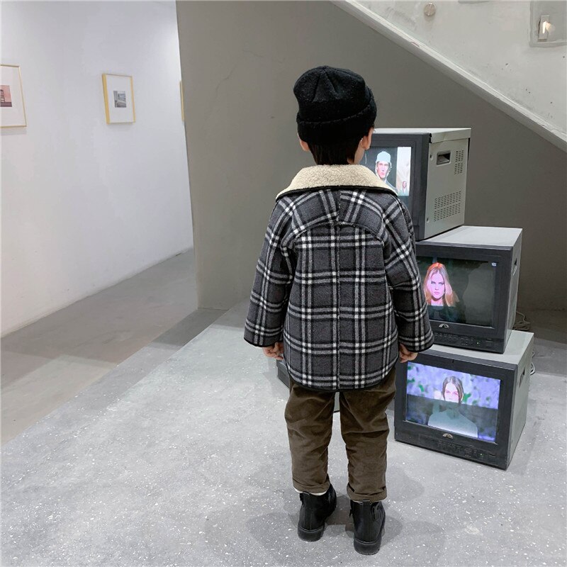 Winter boys plus velvet thicken plaid jackets Korean fleece lapel collar double breasted warm coat for toddler kids