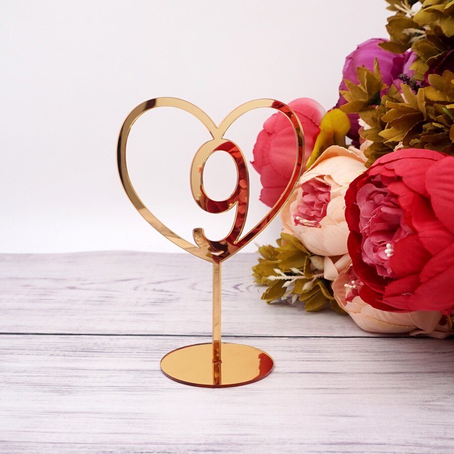 Numéros de Table miroir acrylique en forme de cœur, 15cm de hauteur, avec support, Base, fournitures pour décoration d'hôtel, fête de mariage, événement