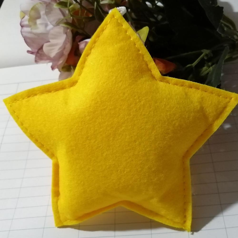5 stücke freundlicher Schlafzimmer Blau Gelb Weiß grau Dekoration Mond Sterne Nizza Wohnheim Hängen Zauberstab Hotel Fenster Dekoration Girlande Party: 5Stck Gelb Stern