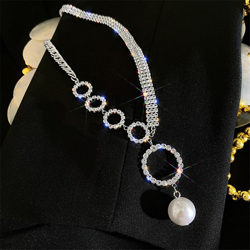 FYUAN Geometric Circle Rhinestone Choker Necklaces for Women Clavicle Chain Pearl Pendant Necklaces Weddings Jewelry Party