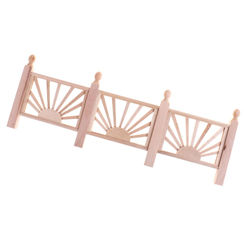 Wooden Guardrail Balustrade Mini Balcony Fence 1:12 Doll House Miniature