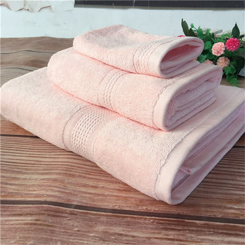 Set van 3 Effen Kleur Katoenen Handdoek Voor Volwassen Xinjiang thuisgebruik Amerikaanse Stijl Katoenen Handdoeken Gezicht Handdoeken en vierkante Handdoeken: Light Pink