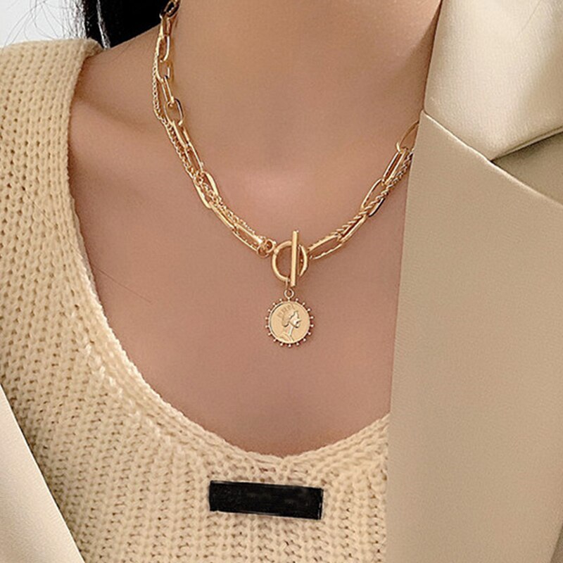 Multi-layer Coin Lock Chain Choker Pearl Butterfly Necklace For Women Golden Pendant Necklace Jewelry: CS5285401