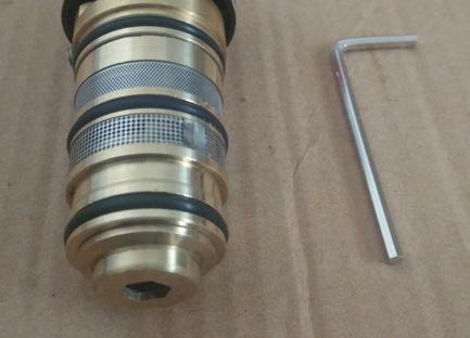 Termostat kranpatron til dårlig, kran blandebatteri dusj blandeventil, dusj termostat beskytter: 01