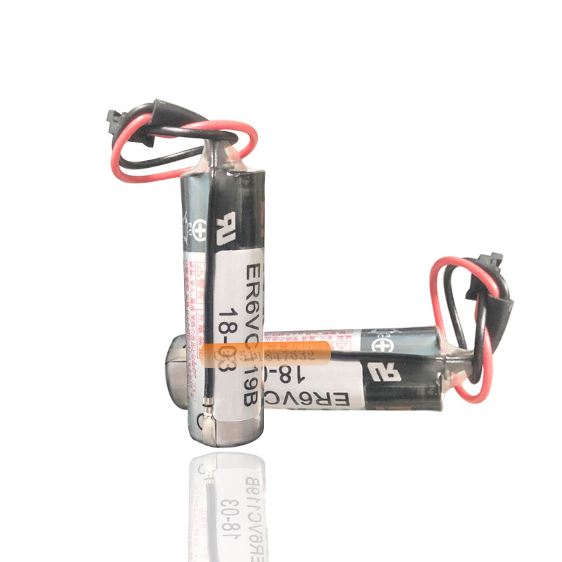 2 pz/lotto 100% Nuovo Originale Per TOSHIBA ER6V ER6VC119B 3.6V 2000mAh PLC Batteria Con Il Nero Spina Libera Il Trasporto