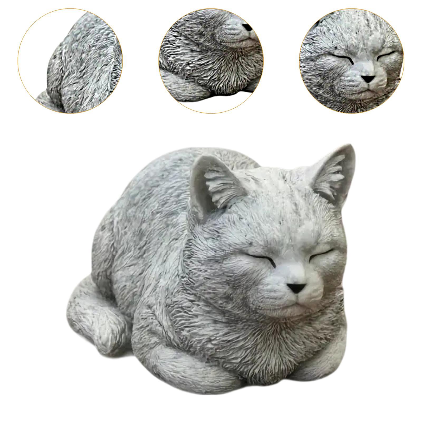 Buitenbeeldje van een kat, gedenkbeeldje van hars voor op het balkon, liggende kat, decoratie voor buiten