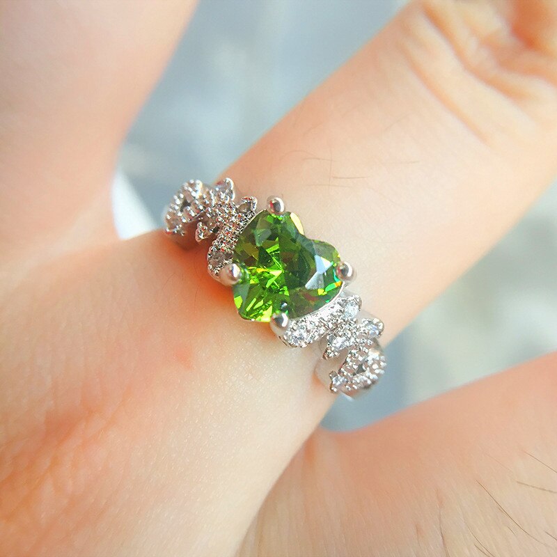 neue Frauen Mädchen GrüNe Herz Ring Silber Farbe CZ Stein Finger Ring Jahrgang Party Hochzeit Schmuck Mama
