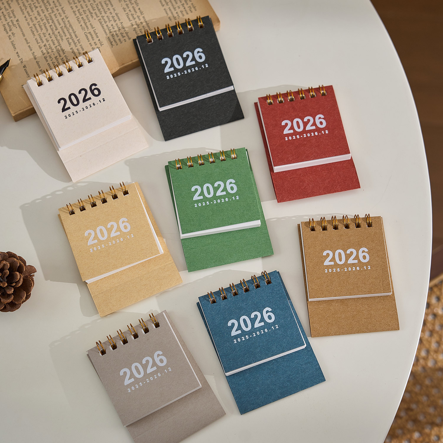Mini calendrier 2026 Simple, fournitures scolaires et de bureau, calendrier de bureau, planificateur mensuel, accessoires de bureau, enregistrement de décoration