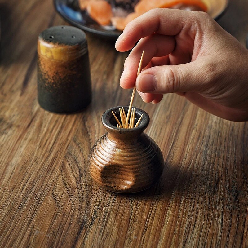 Japanese and Korean Seasoning Bottle Set Japanese Cuisine Sashimi Soy Sauce Bottle Pepper Pot Ceramic Spice Bottle Jar Set Retro