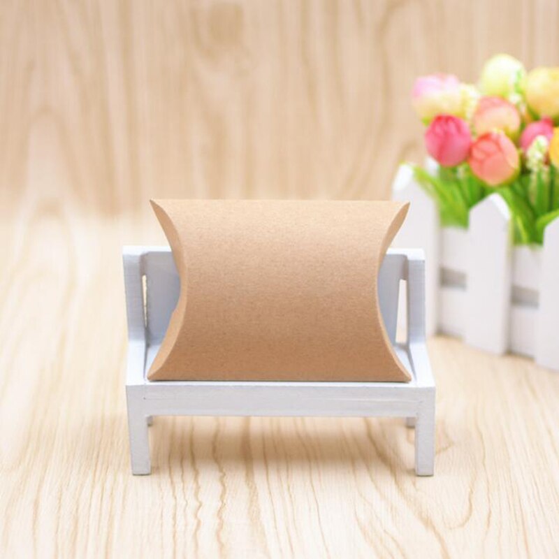 Caja de papel Kraft con forma de almohada para dulces, recuerdo de boda, caja de para pastel de , 50 piezas
