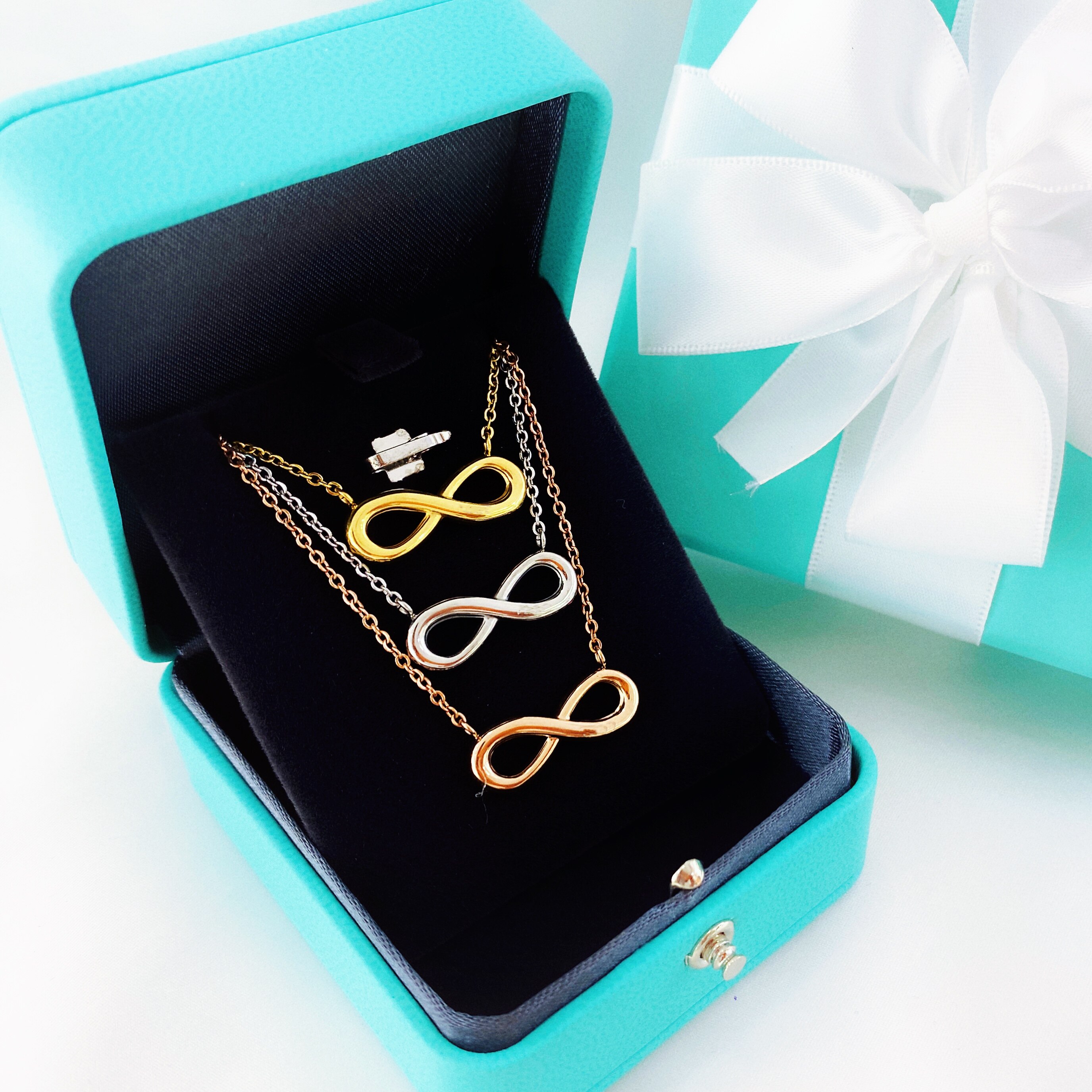 Merk love emaille roestvrijstalen ketting sieraden hart hanger gouden ketting voor dames accessoires